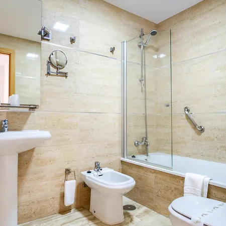 Loto Conil 아파트호텔 콘일데라프론테라