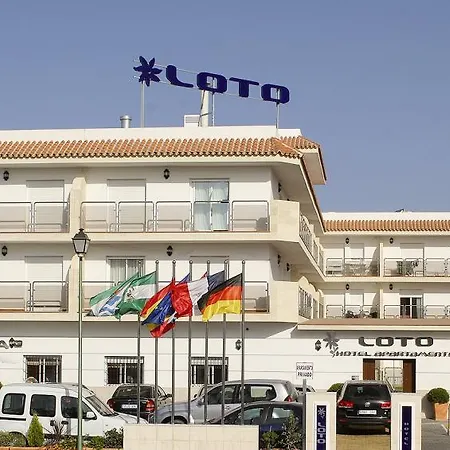 Loto Conil מלון דירות 3*