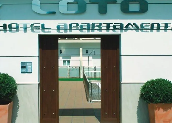 Loto Conil Apartahotel 3*